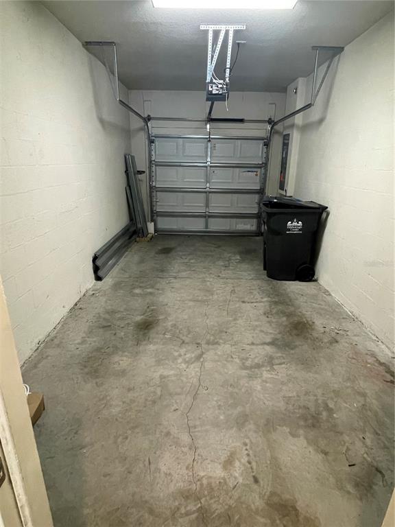 Building Photo - 4912 White Sanderling Ct