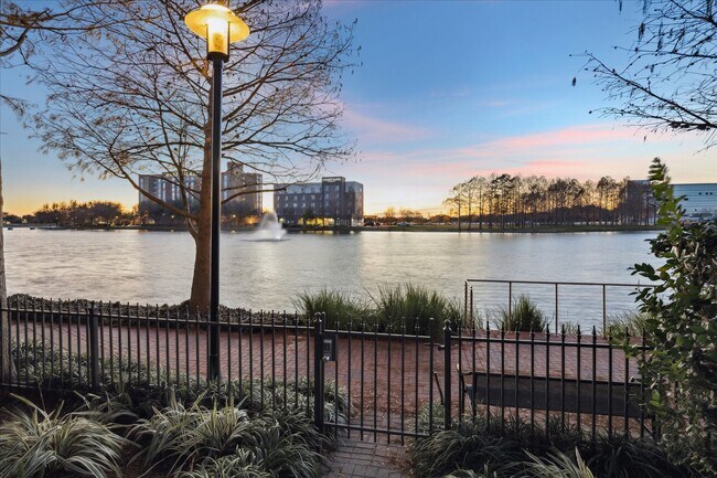 Building Photo - 1430 Lake Pointe Pkwy