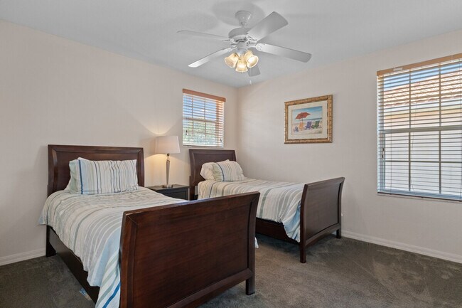 Building Photo - 4765 S Amstel Dr