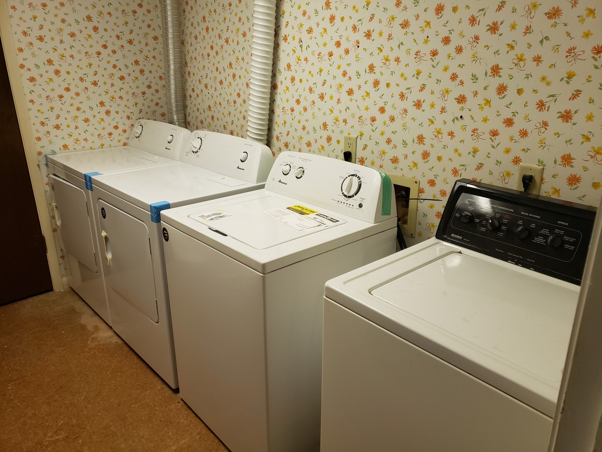 Building Photo - 50 Sun Air Blvd E