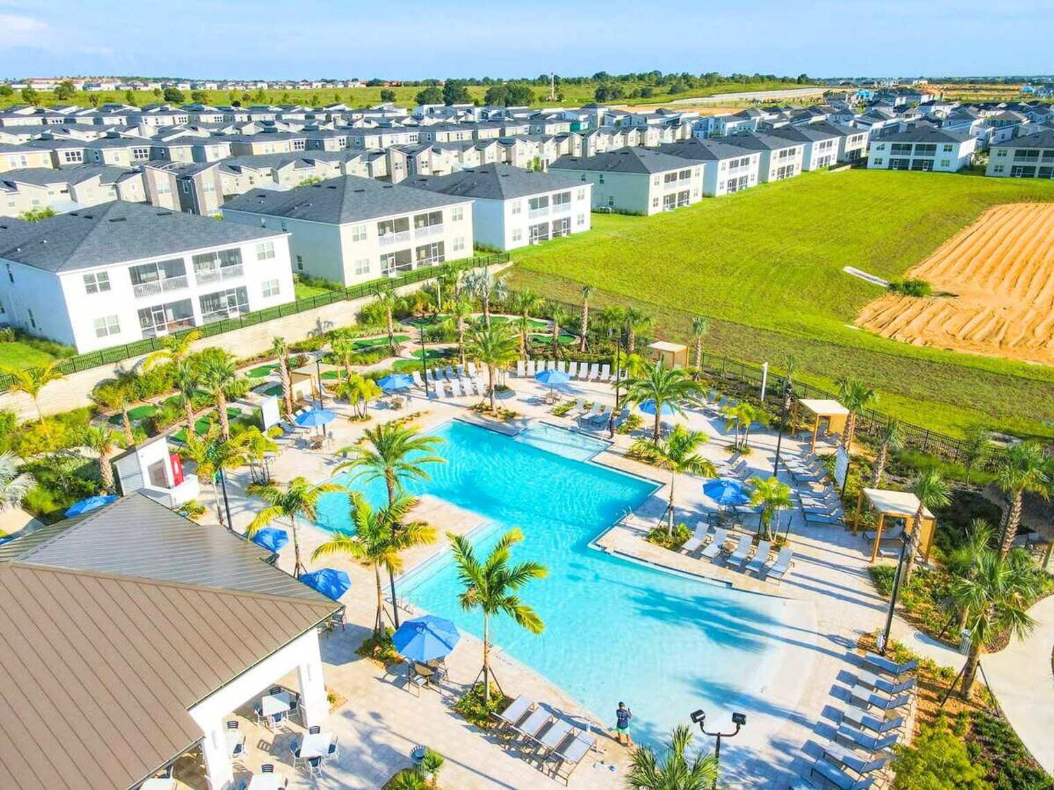 Building Photo - 955 Splash Shot Pl