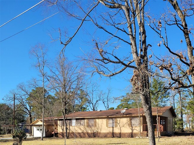 Building Photo - 234 E Yaupon Oak