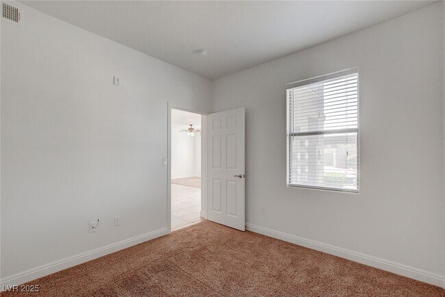 Building Photo - 8000 W Badura Ave