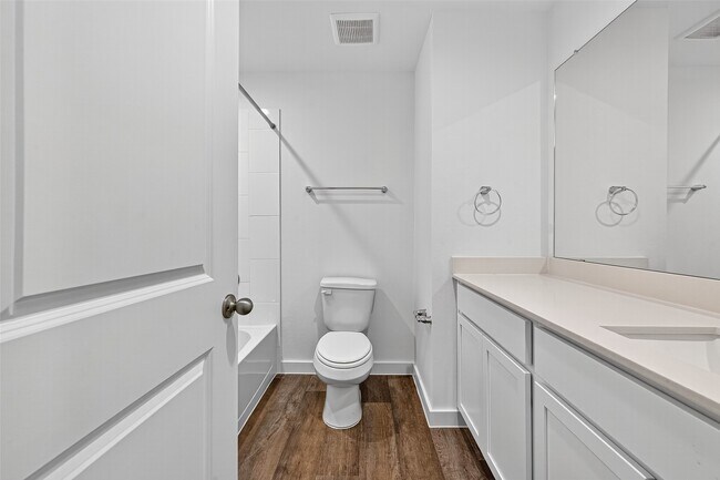 Building Photo - 4215 Russet Elm Ln