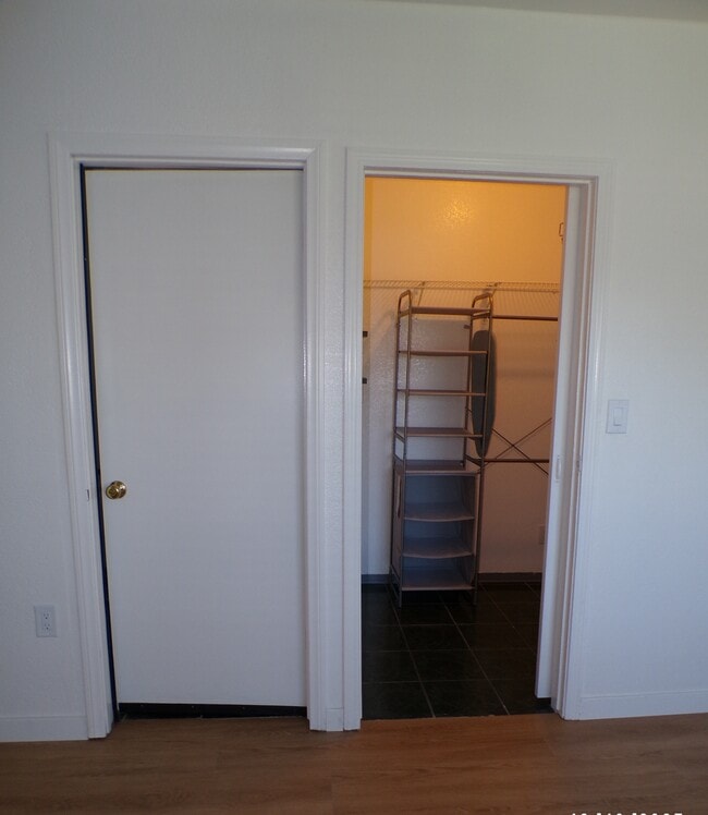 Building Photo - 115 Corte Maria Ave