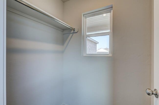 Building Photo - 11832 KAMERON Wy