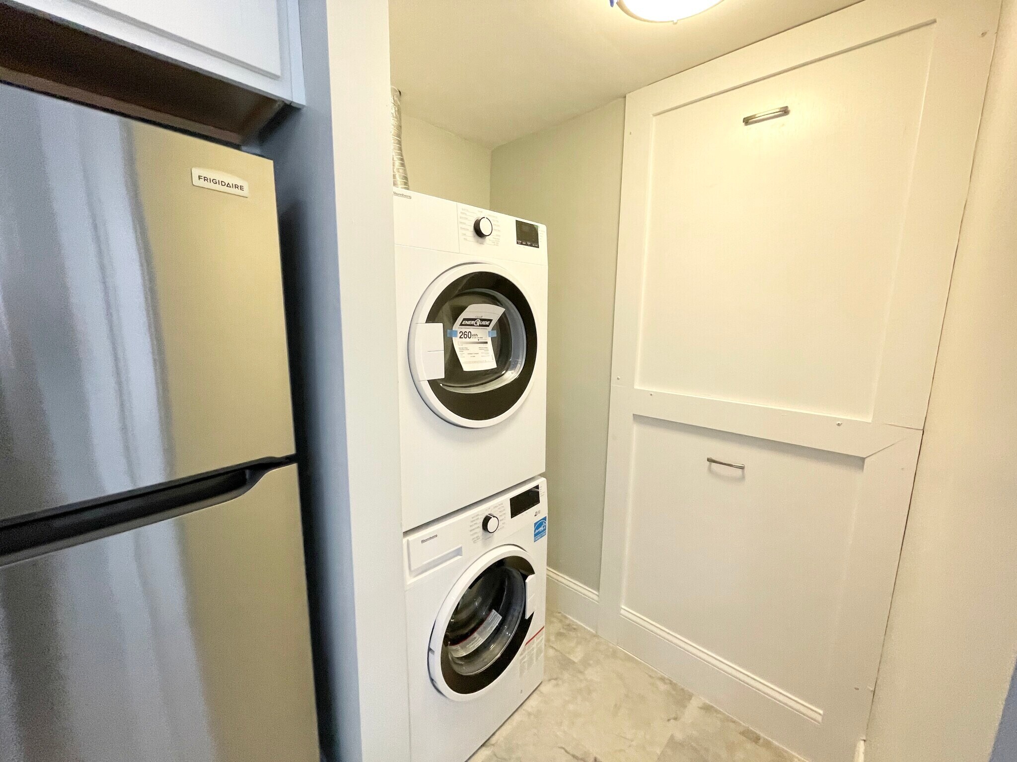 Building Photo - 5 Saint Margaret St