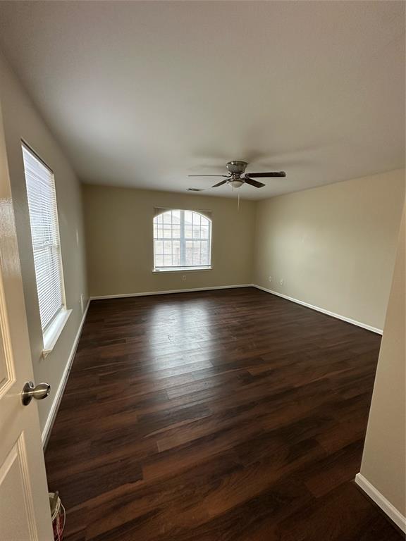 Building Photo - 6435 Waldron Dr