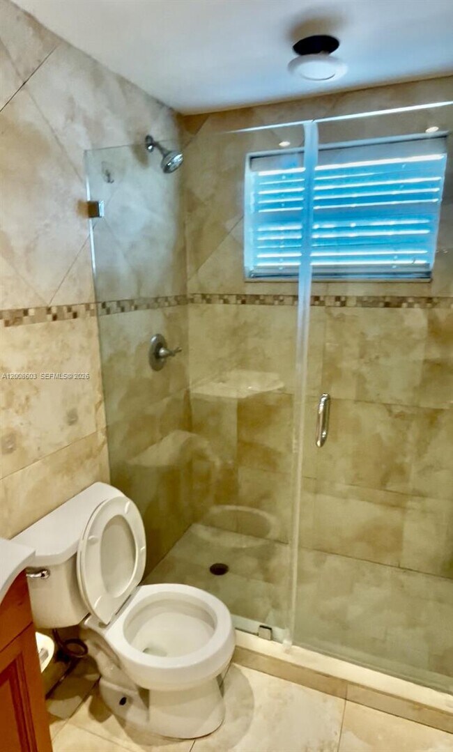 Building Photo - 8080 Tatum Waterway Dr