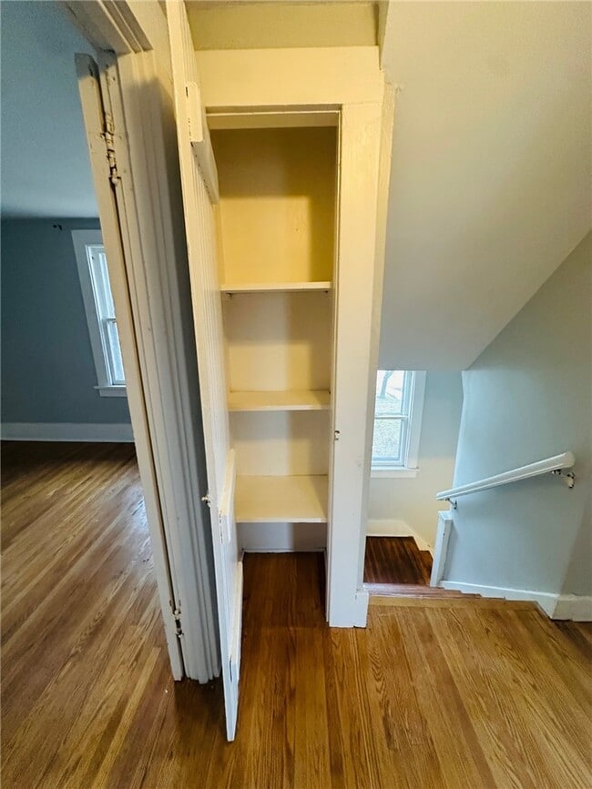 Building Photo - 511 S Lincoln Rd