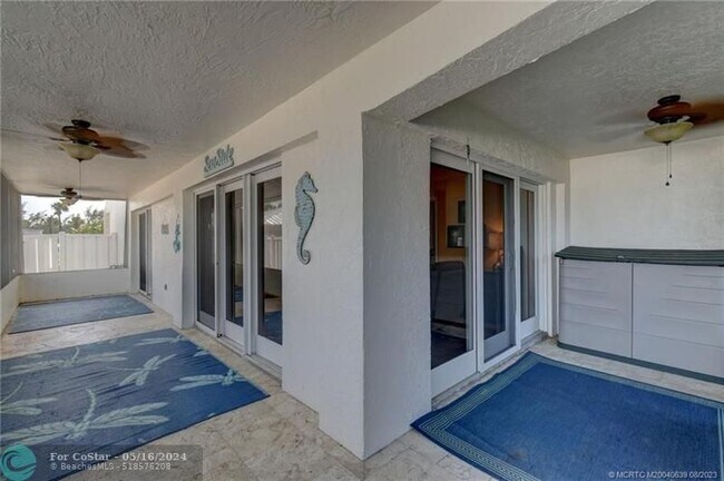 Building Photo - 10980 S Ocean Dr