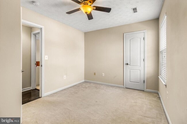 Building Photo - 8920 Flour Ct