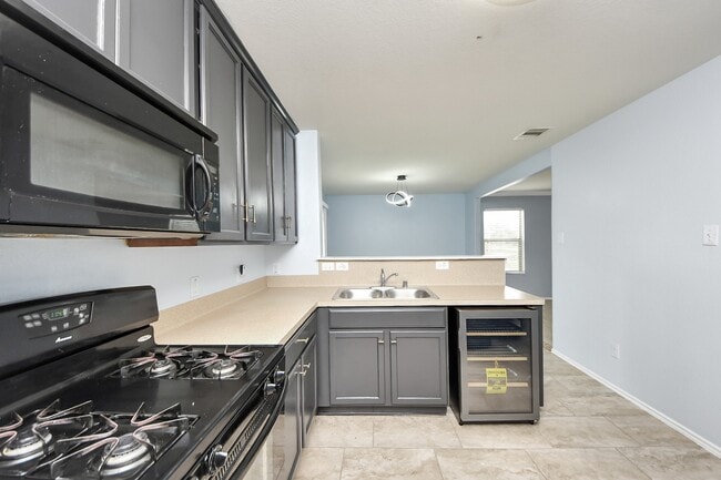 Building Photo - 12102 Helvick Cres Ave