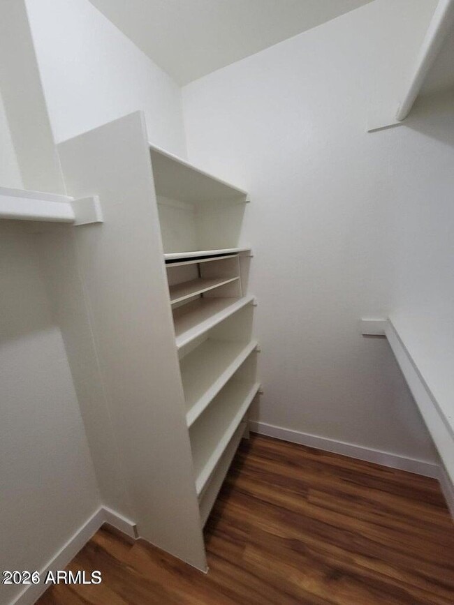 Building Photo - 10610 S 48th St