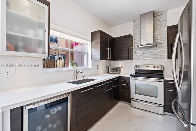 Building Photo - 8544 NW 140th Terrace