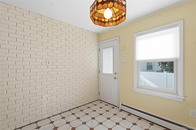 Building Photo - 245 S Delaware Ave