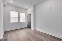 Building Photo - 927 N 42nd St