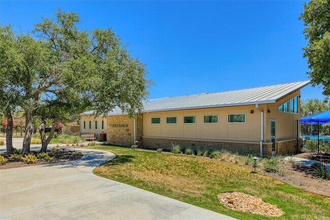 Building Photo - 1917 Centerline Ln