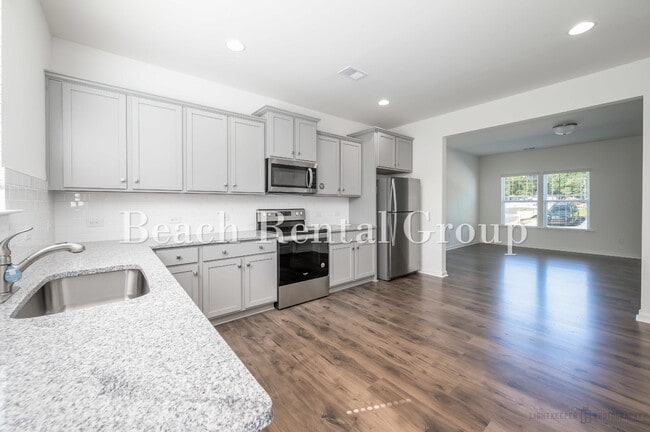 Building Photo - 209 Banbury Ln