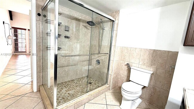 Building Photo - 7531 SW 95th Pl