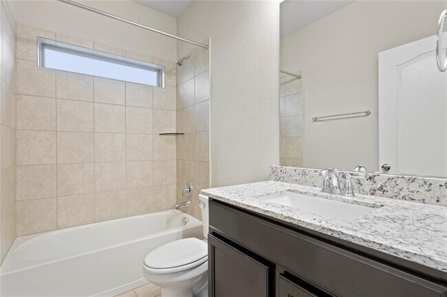 Building Photo - 244 Scenic Hills Cir