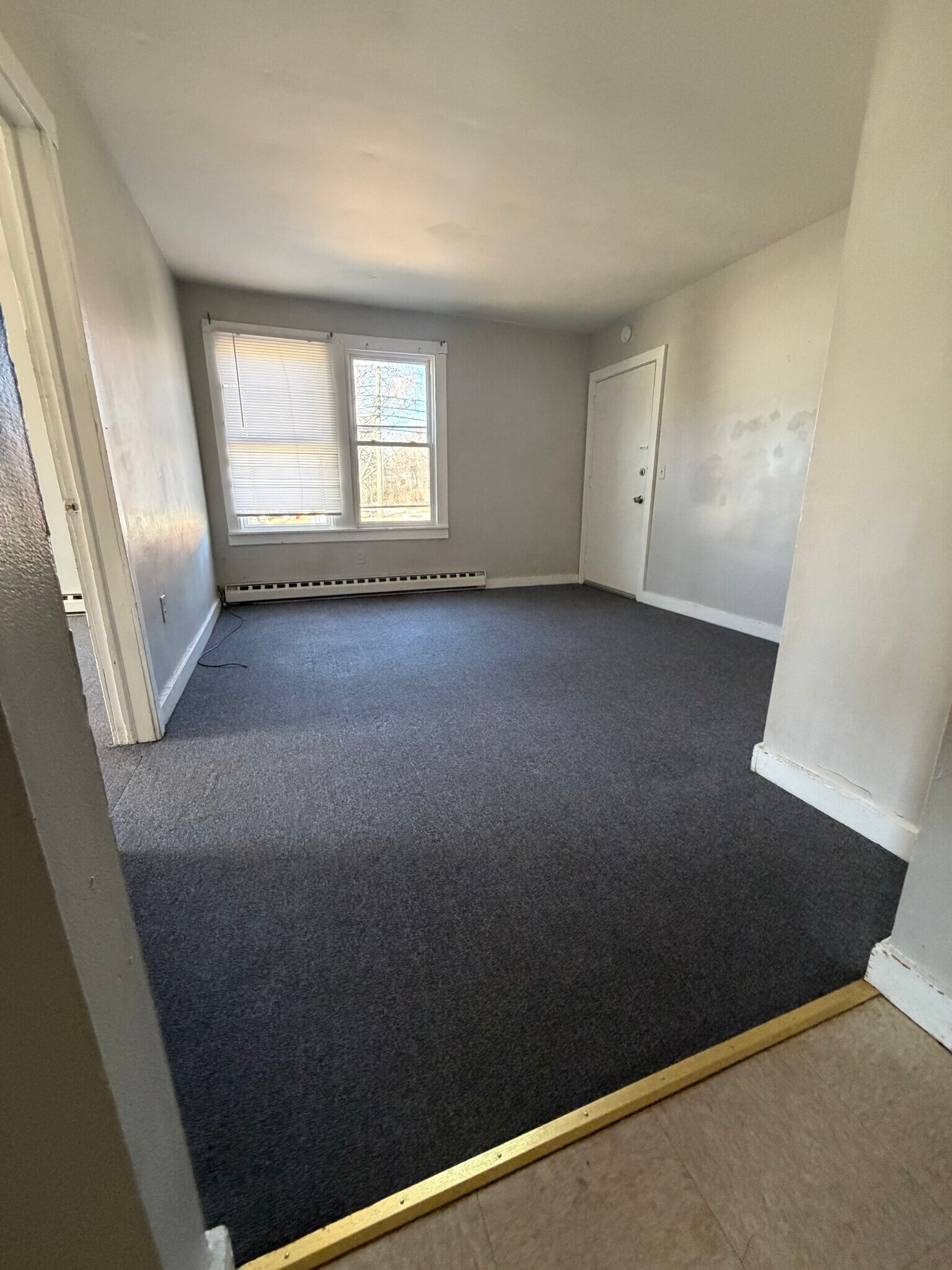 Building Photo - 64 Main St