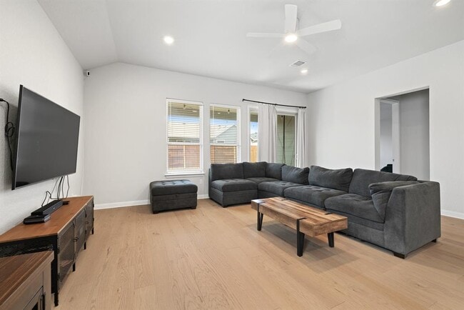 Building Photo - 8405 Hubble Walk