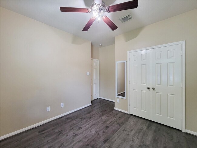Building Photo - 25223 Hazel Ranch Dr