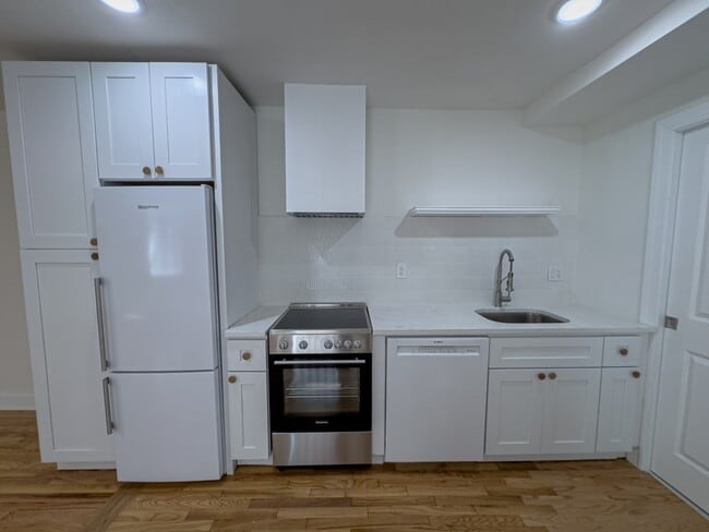 Building Photo - 536 N 19th St