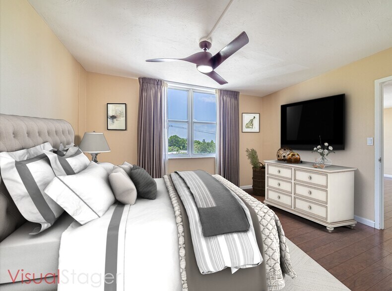 Master - 1050 SE 15th St