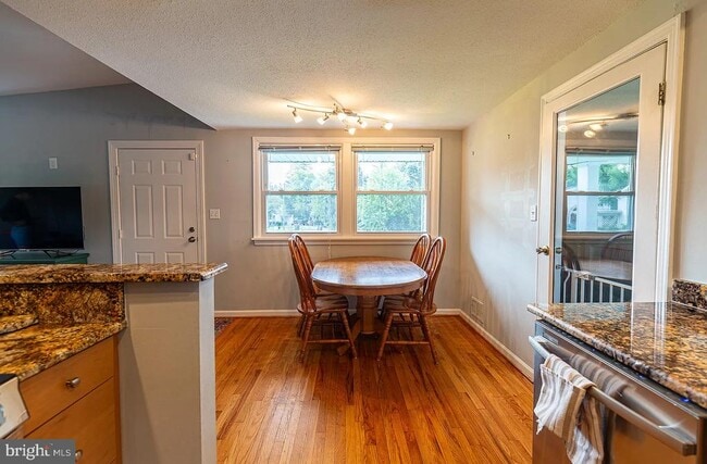 Building Photo - 3026 Kadala Pl