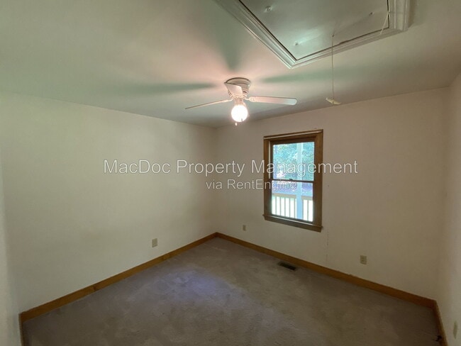 Building Photo - 28341 Edgar Rd