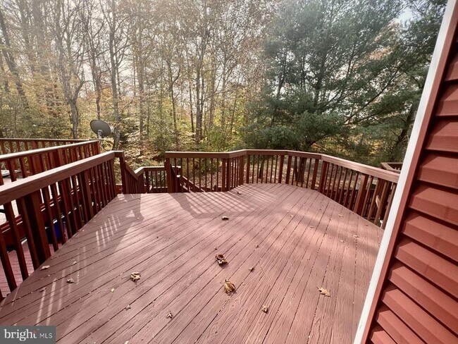 Building Photo - 11570 Hill Meade Ln