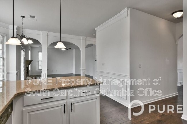 Building Photo - 522 Moulton Way