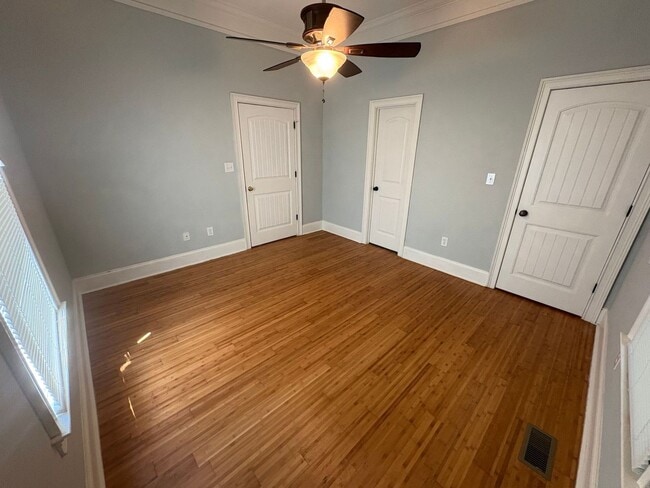 Building Photo - PRE-LEASING FOR AUGUST 2026!
