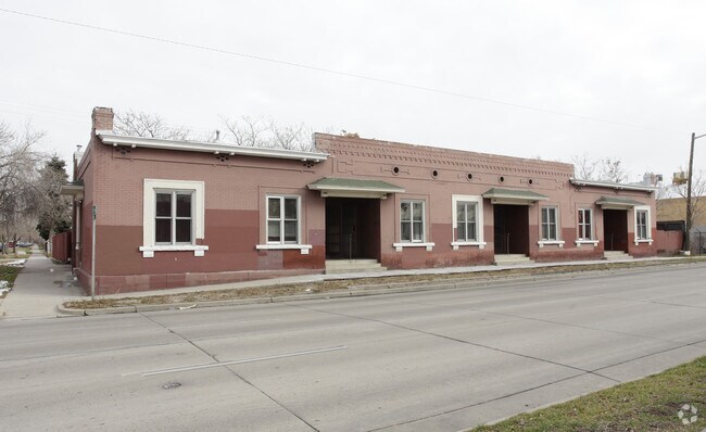 Building Photo - Tula Apartments
