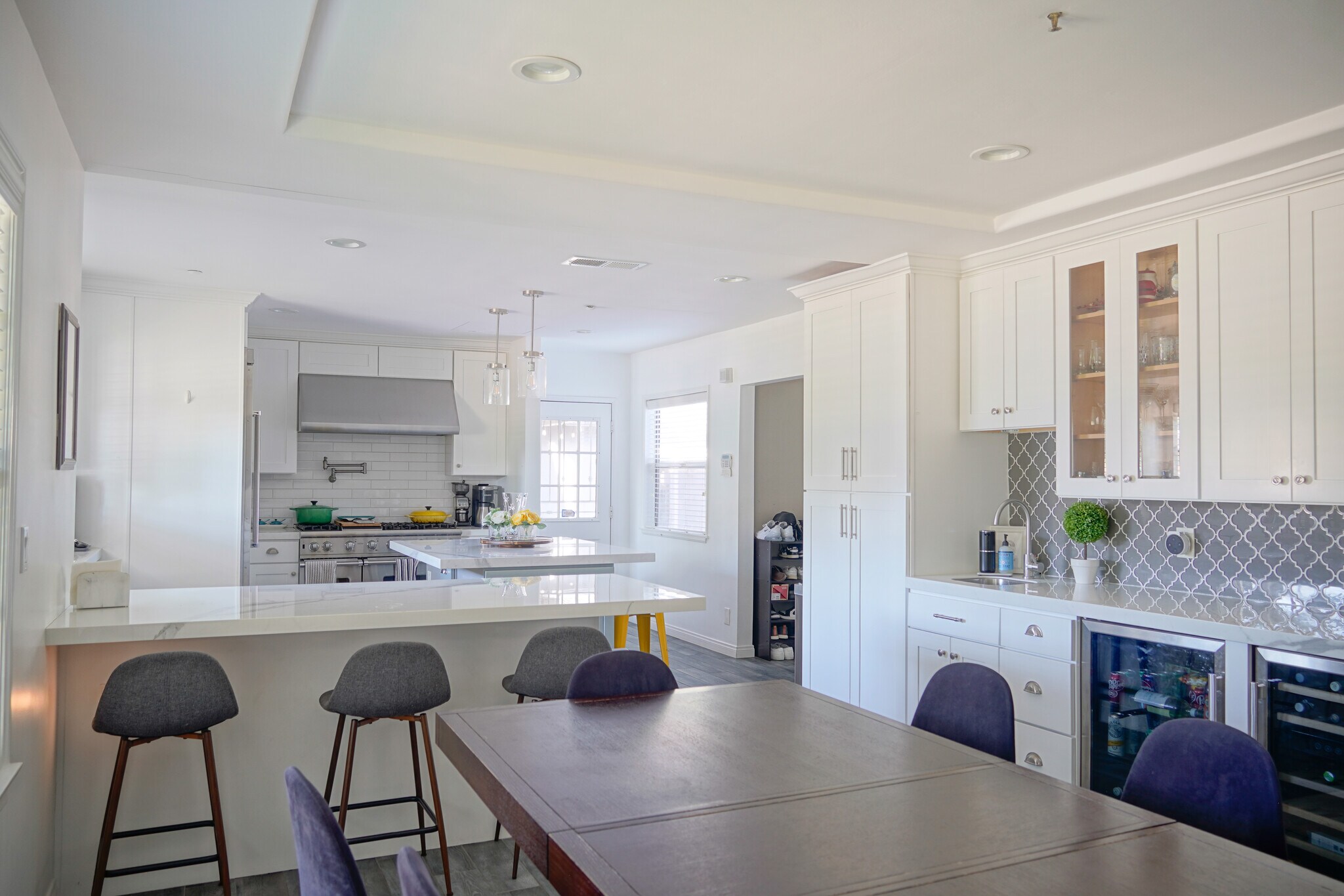 Building Photo - 470 Segovia Ave