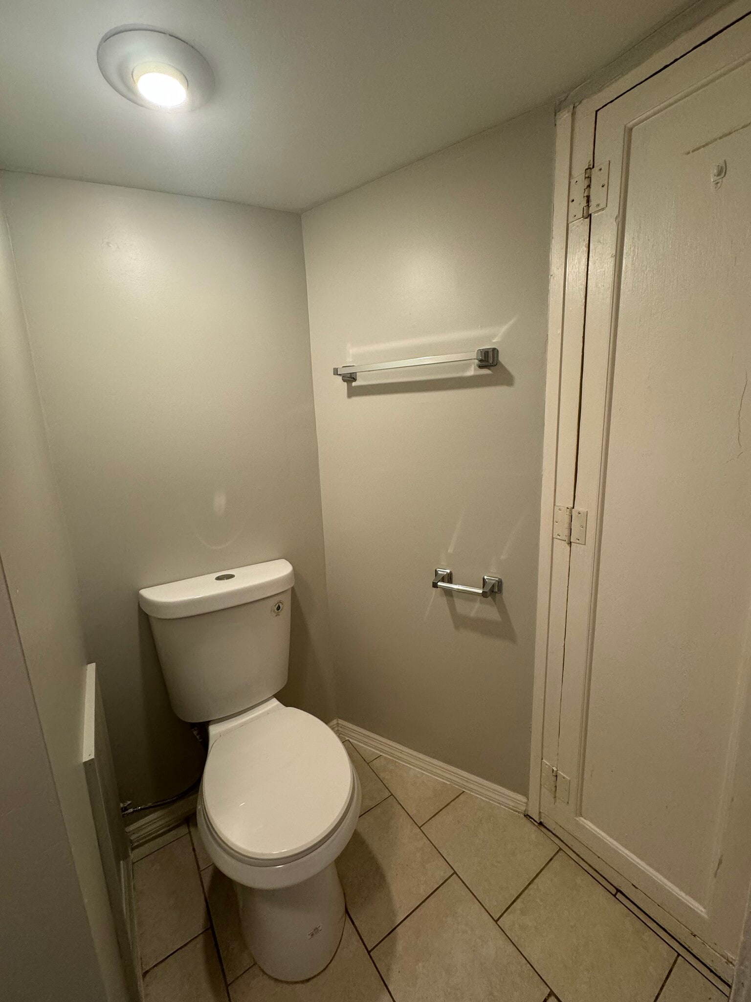 Building Photo - 464 3rd St