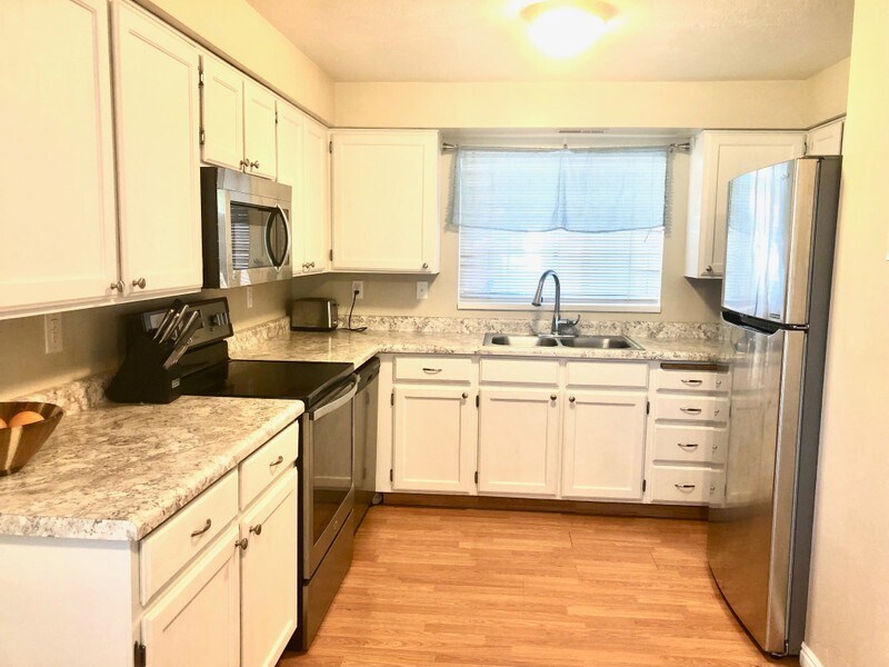 Building Photo - 4698 S Cathay Cir