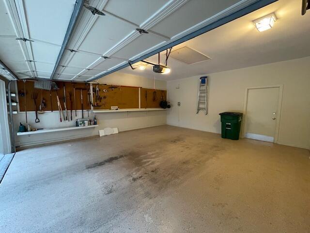 Building Photo - 3 Water Oak Ct