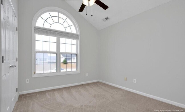 Building Photo - 1475 Avoncroft Dr