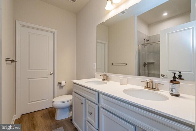 Building Photo - 3929 Small Roundtop Rd