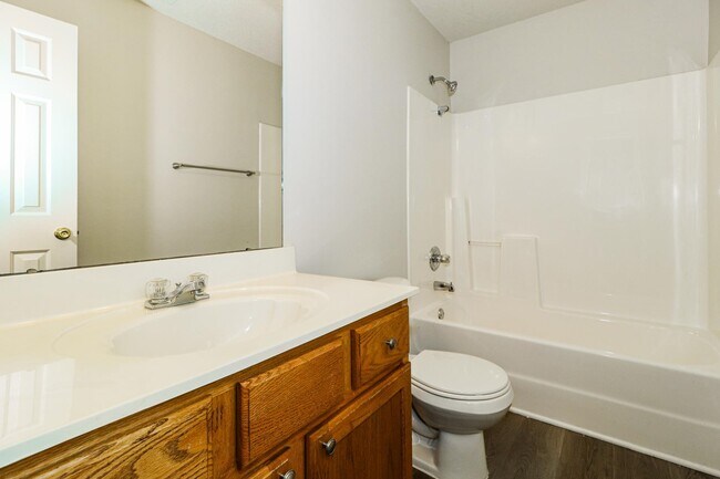 Building Photo - 11215 Ram Hill Cove