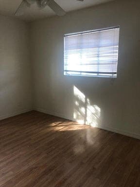 Building Photo - 1341 E Hall St
