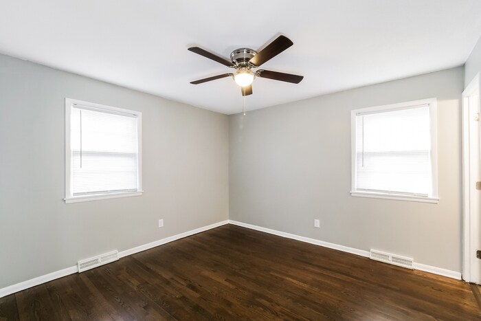 Building Photo - 608 SW Merritt St