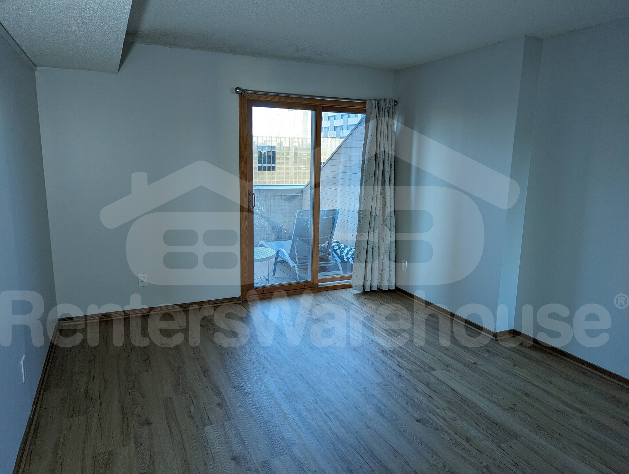 Building Photo - 66 9th St E