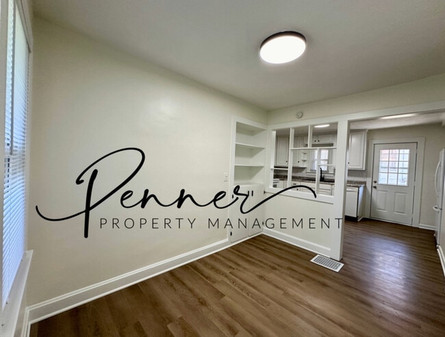 Building Photo - 9623 E 9th St S