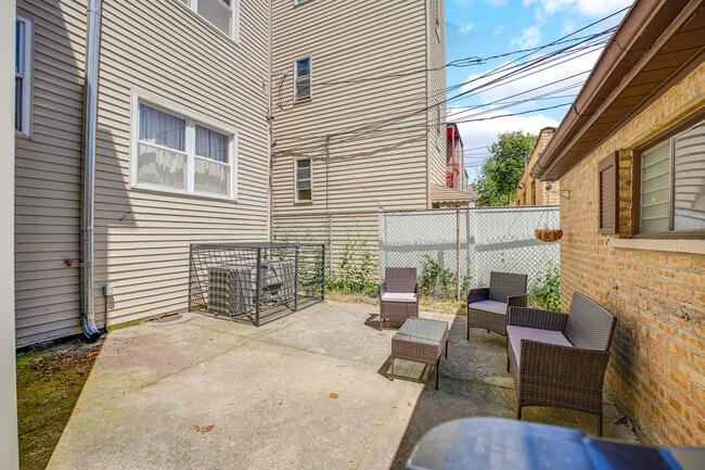Building Photo - 8233 S Langley Ave