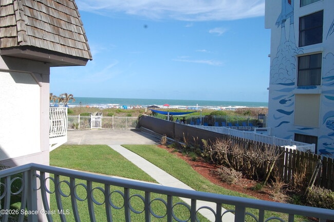 Building Photo - 5350 Ocean Beach Blvd