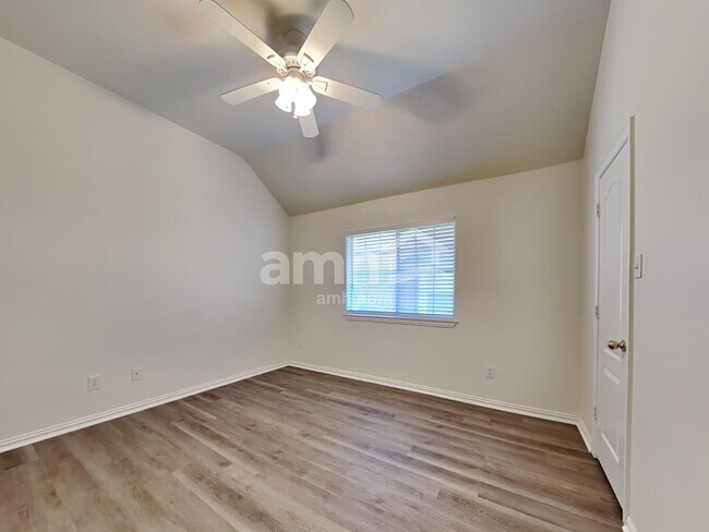 Building Photo - 2500 Kariba Ln